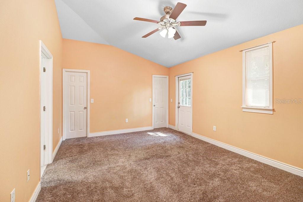 1131 DOGWOOD AVE — photo 14