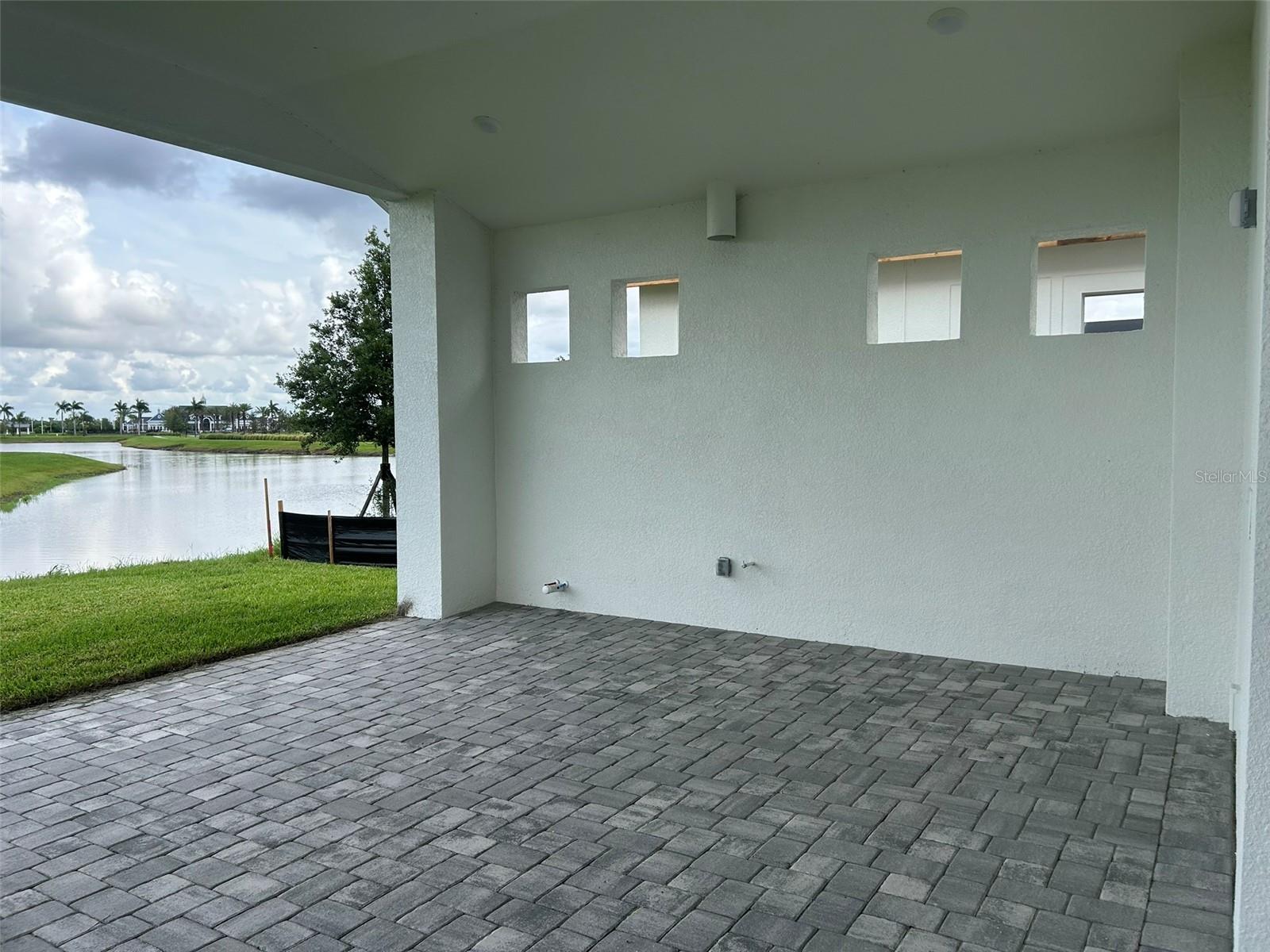 17483 MONTGOMERY CT — photo 11