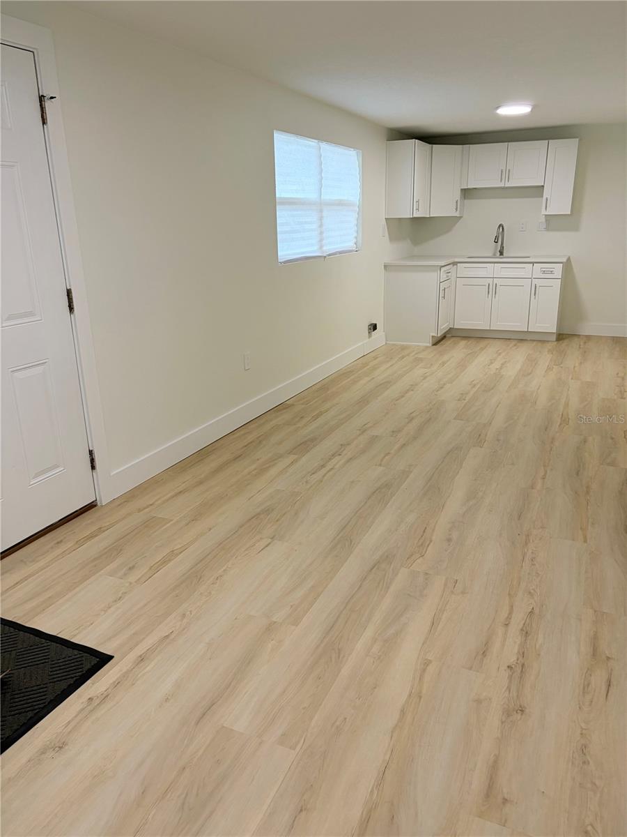 4533 W FERN ST — photo 35