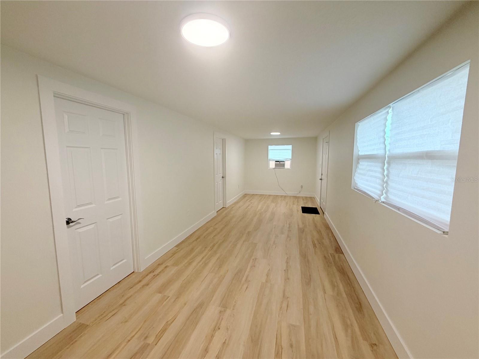 4533 W FERN ST — photo 37