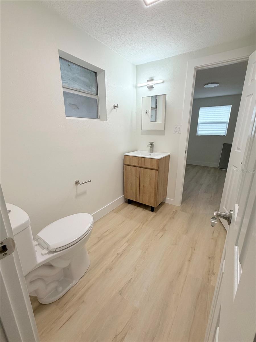 4533 W FERN ST — photo 29