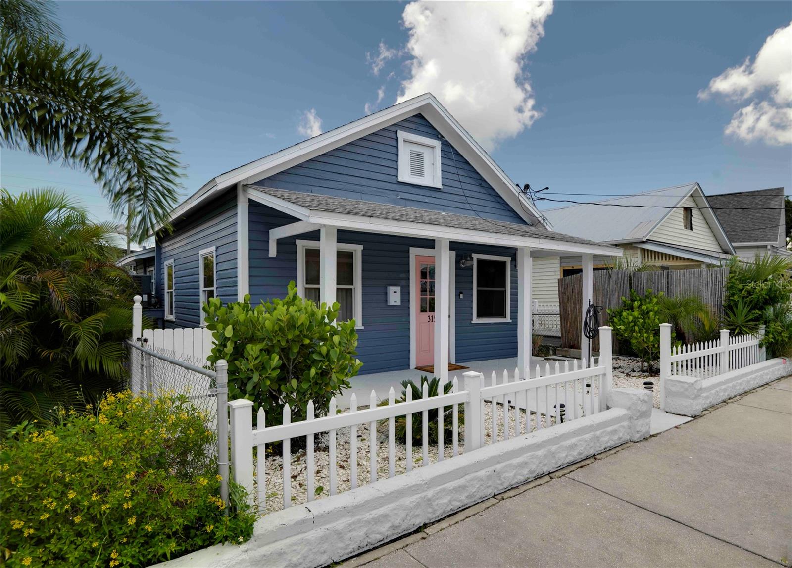 315 HOPE ST — photo 2