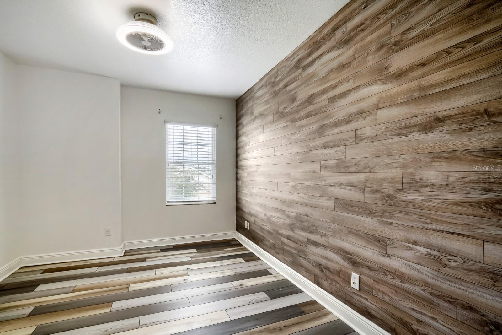 3951 PACENTE LOOP — photo 22