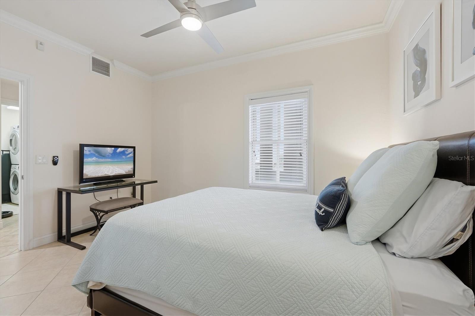 8111 LAKEWOOD MAIN ST #306 — photo 23