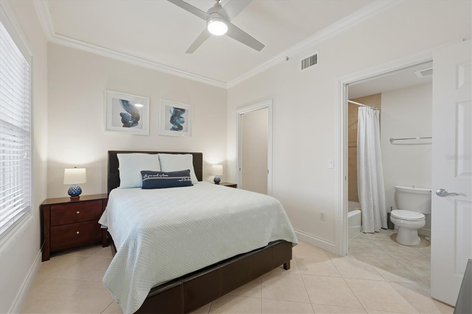 8111 LAKEWOOD MAIN ST #306 — photo 22
