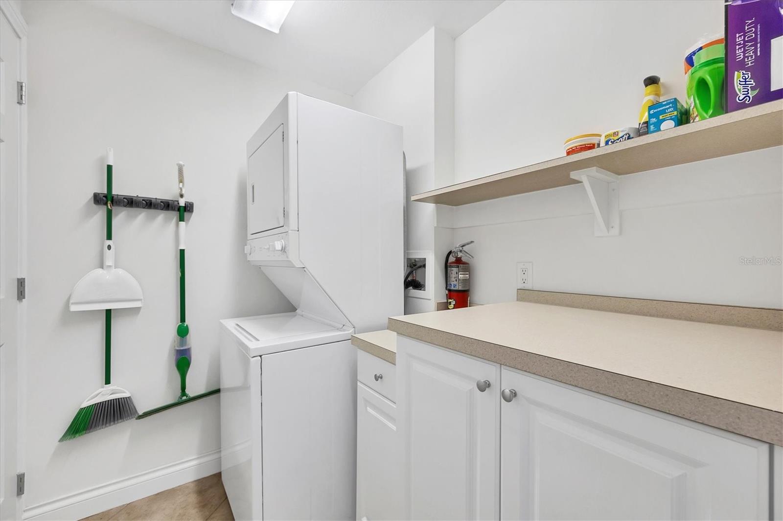 8111 LAKEWOOD MAIN ST #306 — photo 34