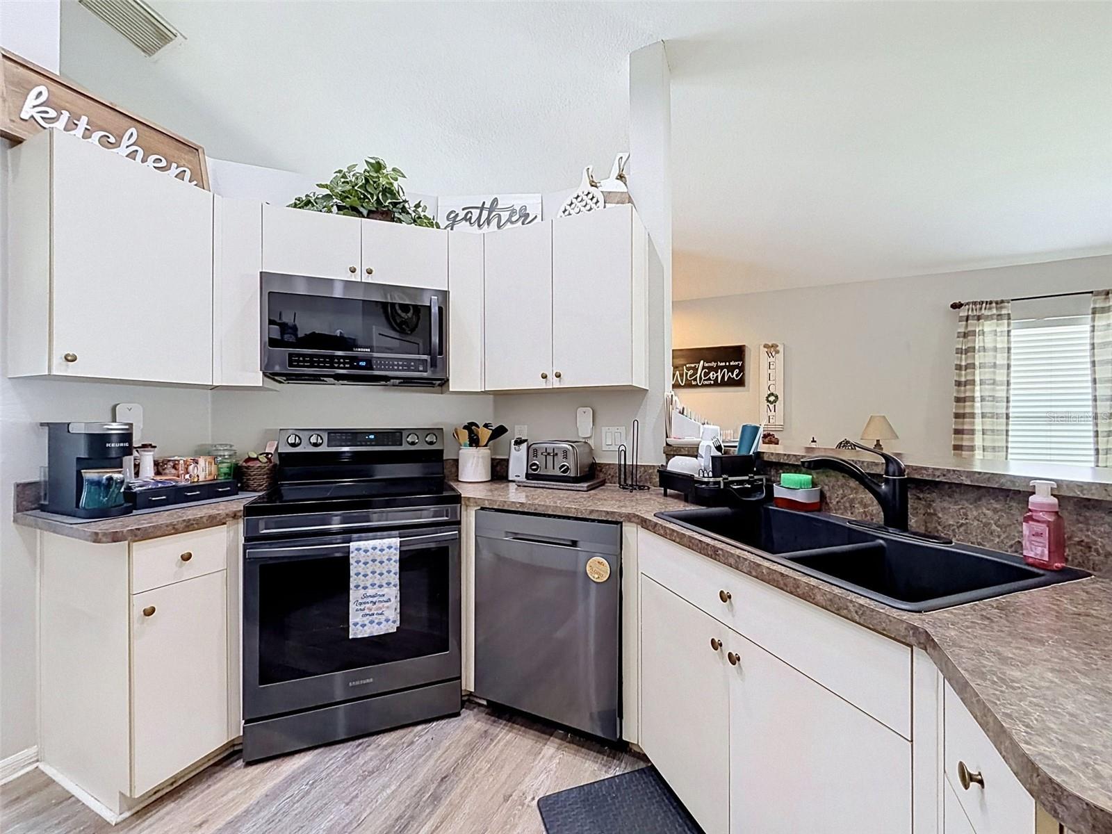 11627 LEDA LN — photo 4