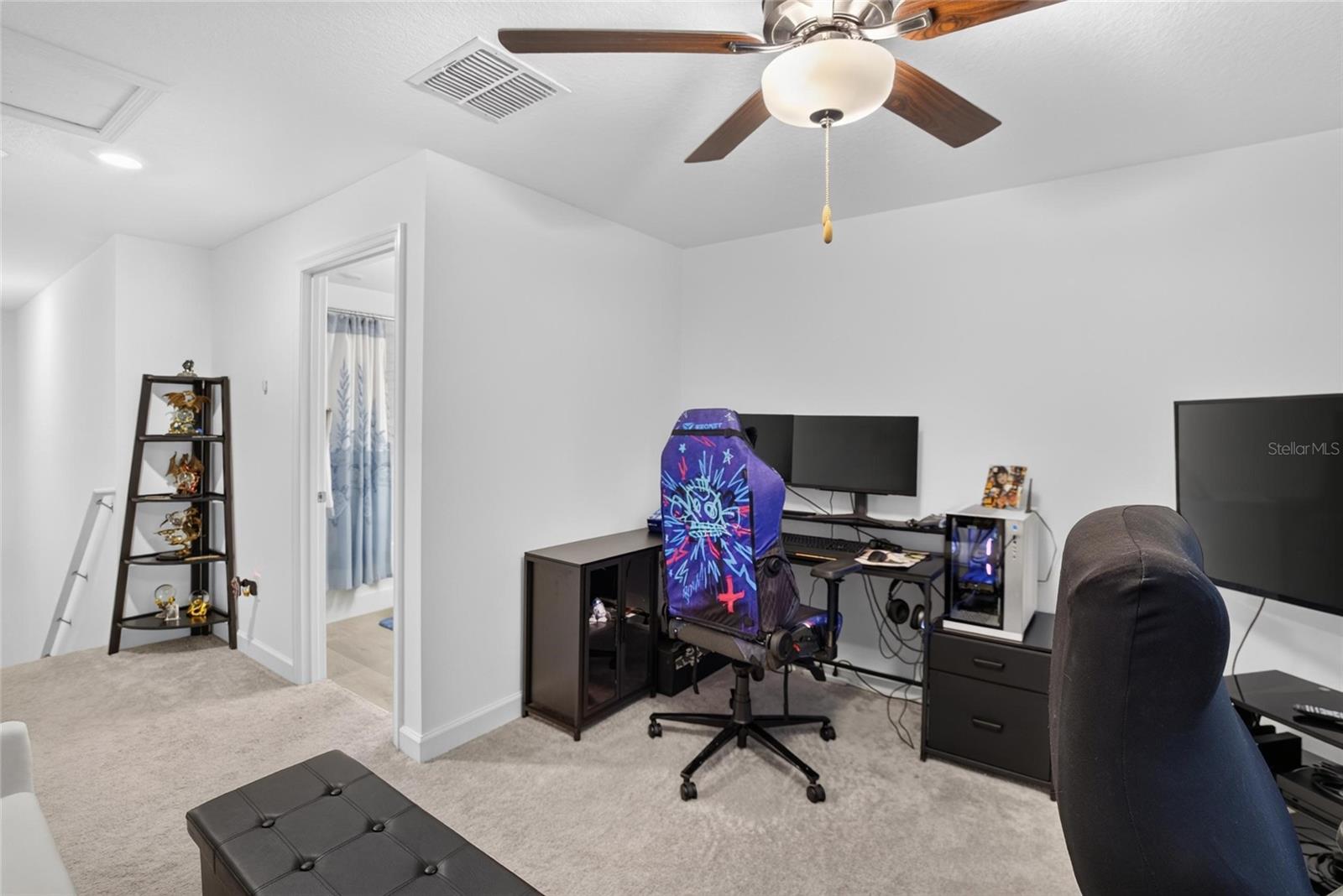 17242 HOLLY WELL AVE — photo 36