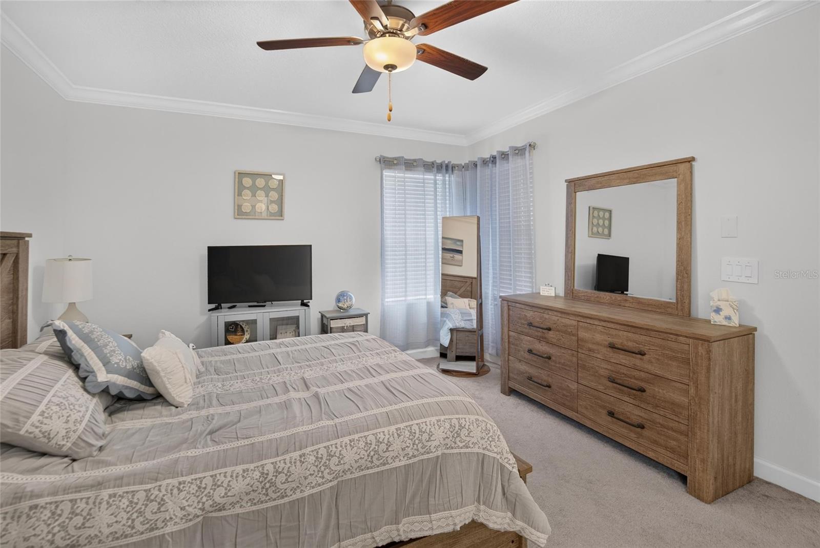 17242 HOLLY WELL AVE — photo 25