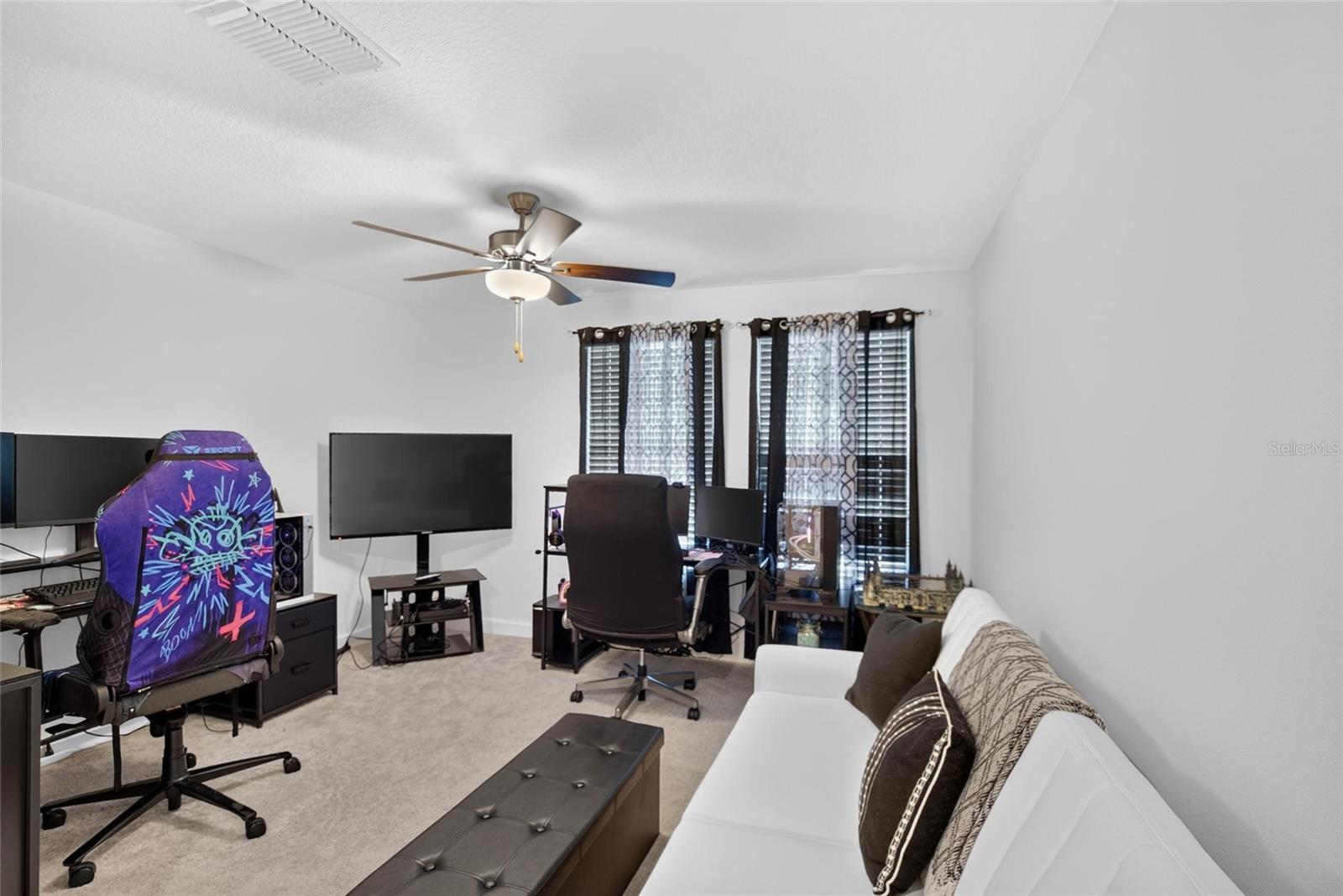 17242 HOLLY WELL AVE — photo 34