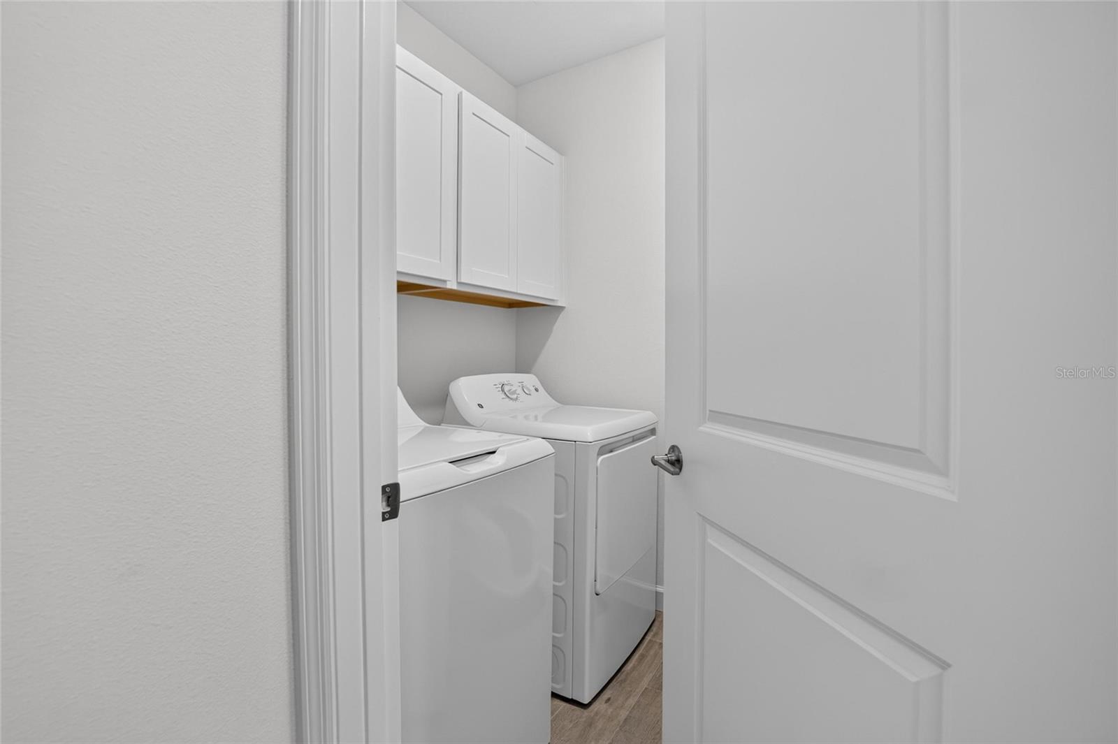 17242 HOLLY WELL AVE — photo 14