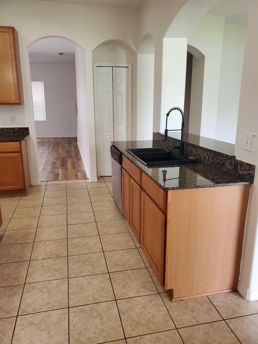 12148 LUFTBURROW LN — photo 12