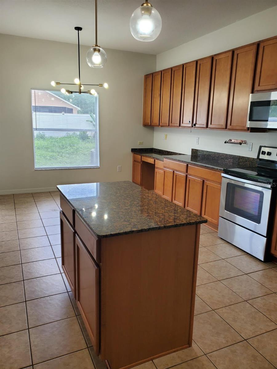 12148 LUFTBURROW LN — photo 10