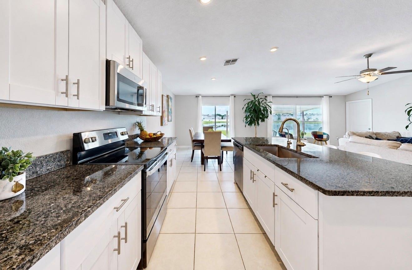 12741 TRIPOLI AVE — photo 6