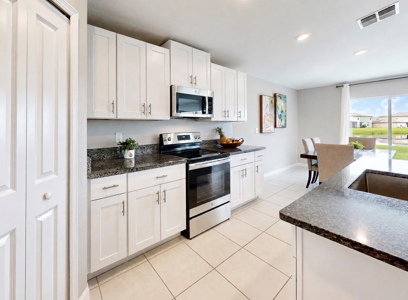 12741 TRIPOLI AVE — photo 9