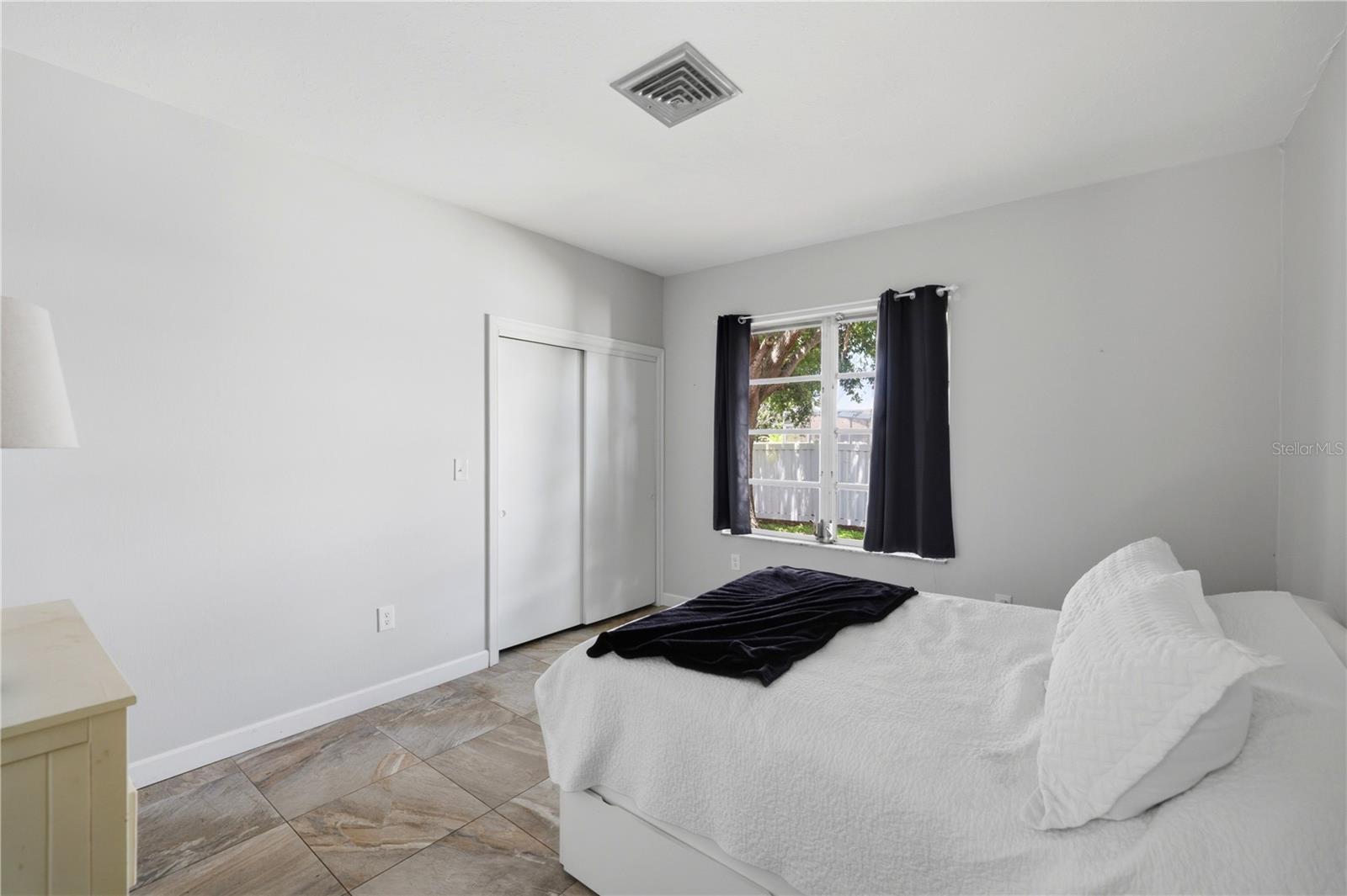 4232 PANDORA RD — photo 27