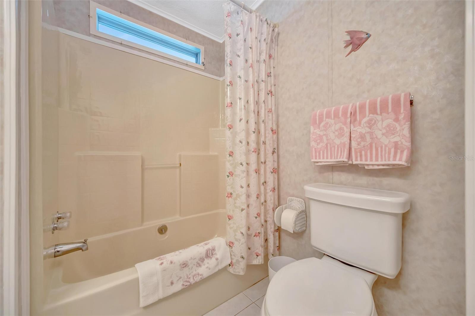 138 S SAINT THOMAS CIR — photo 42
