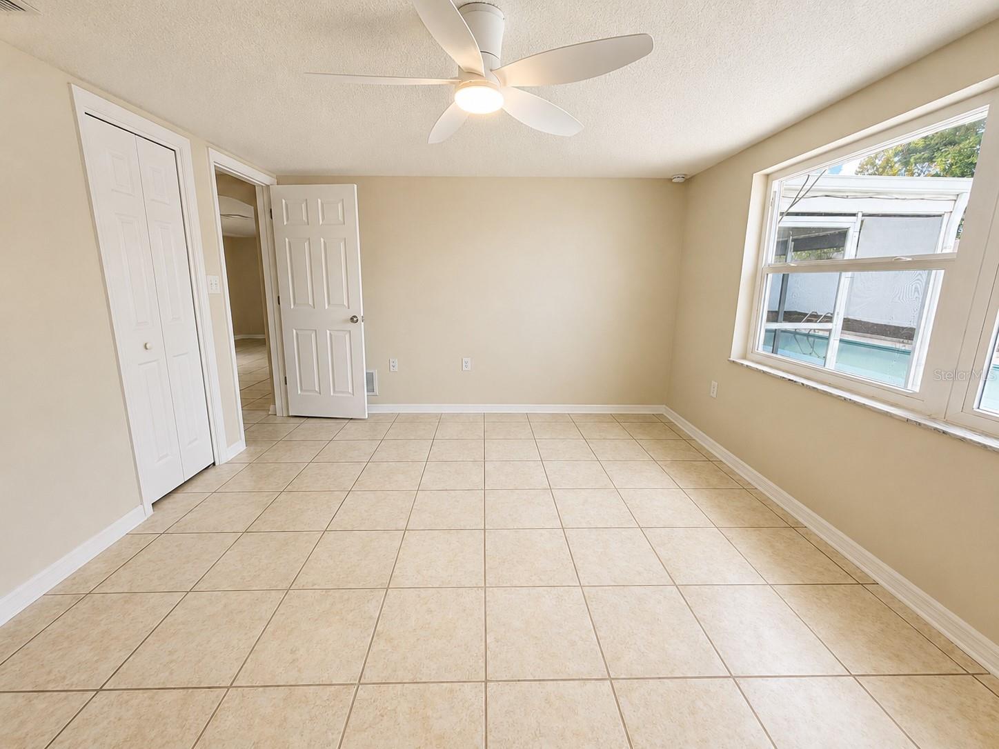 9135 GREENBRIAR LN — photo 26