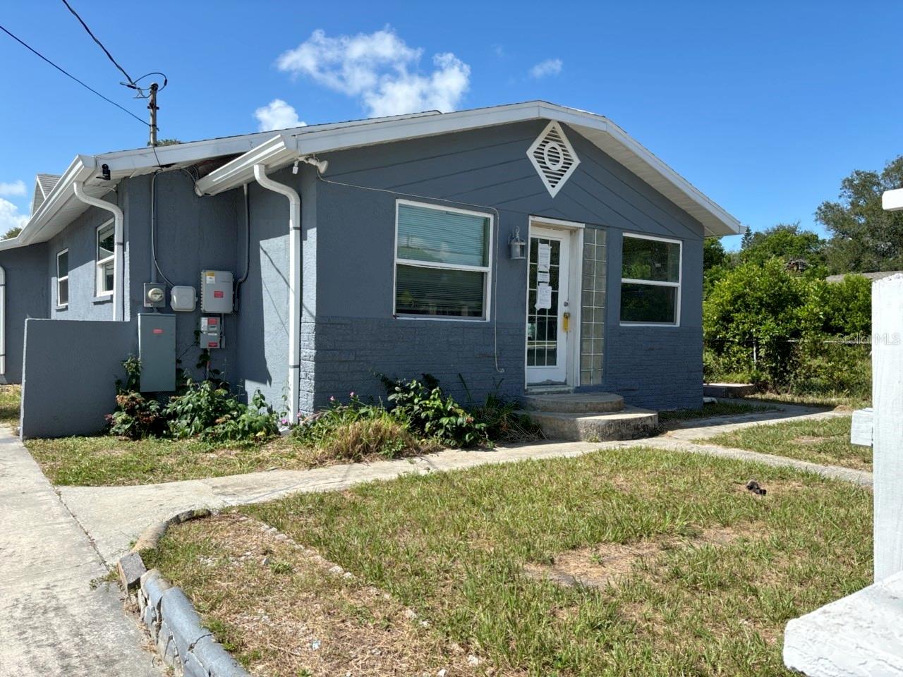 1169 KINGSLEY ST — photo 4