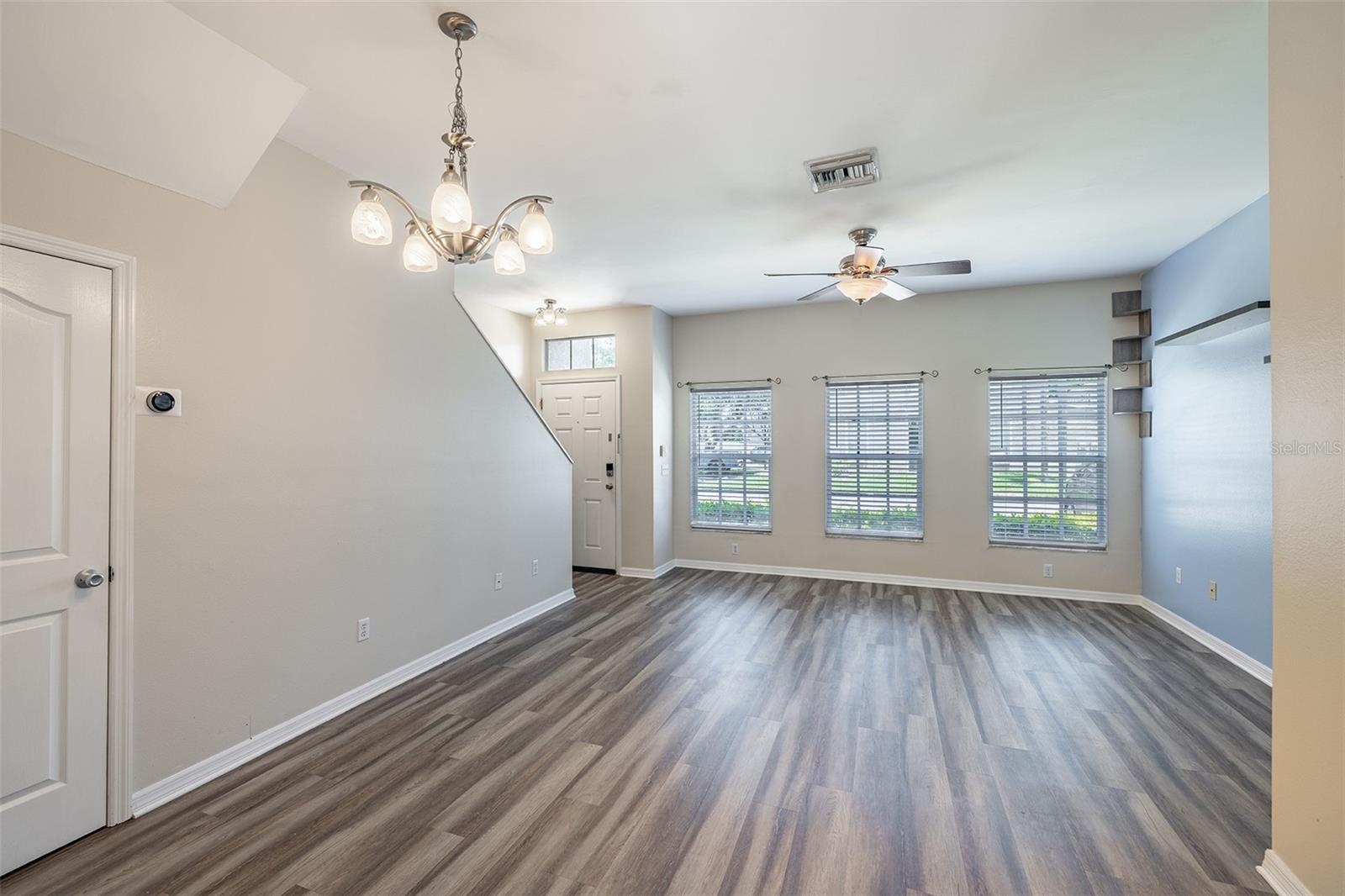 4310 FINCASTLE CT — photo 12