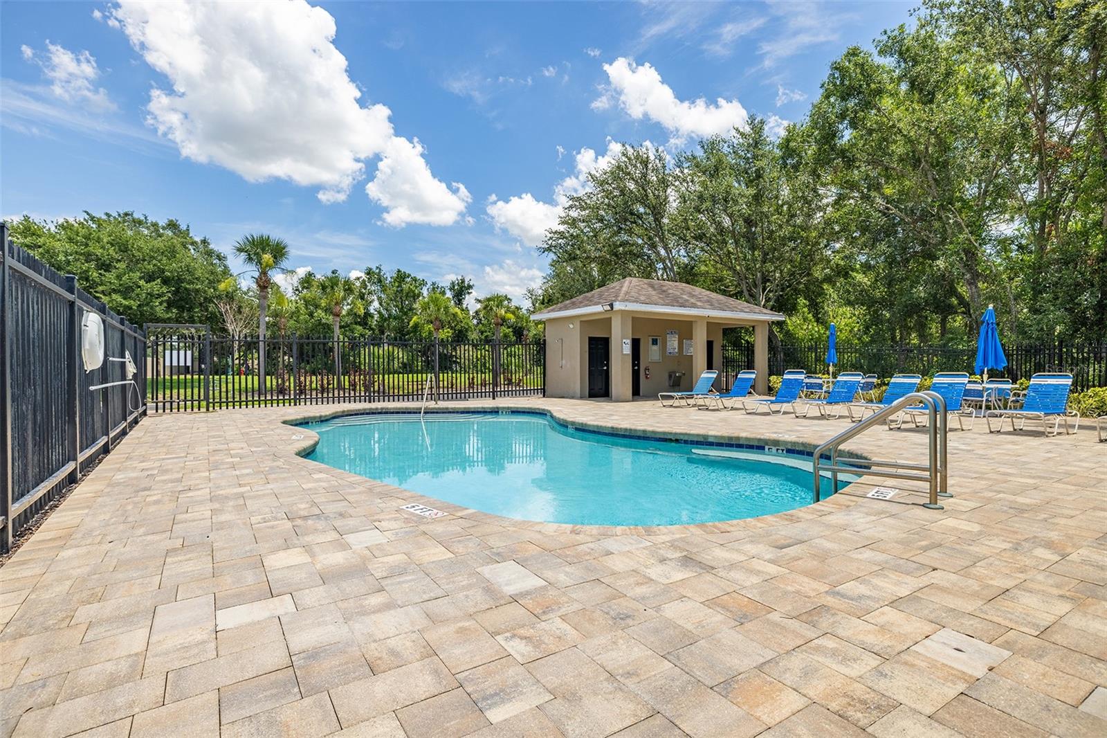 4310 FINCASTLE CT — photo 45