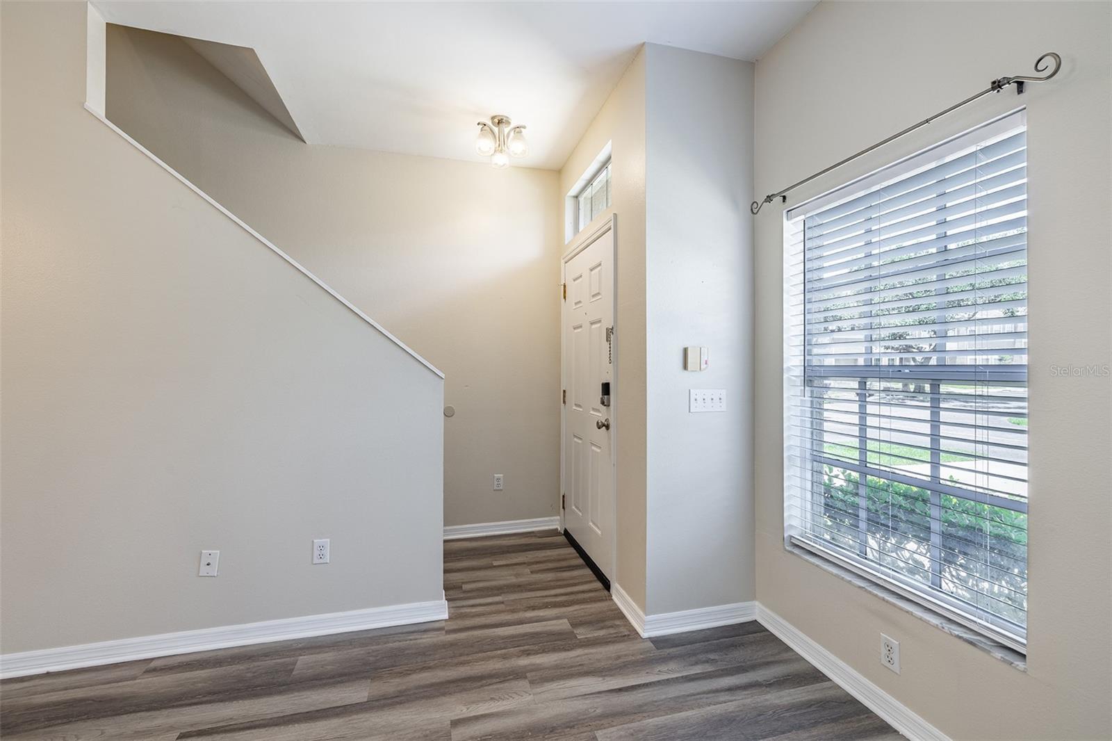 4310 FINCASTLE CT — photo 9
