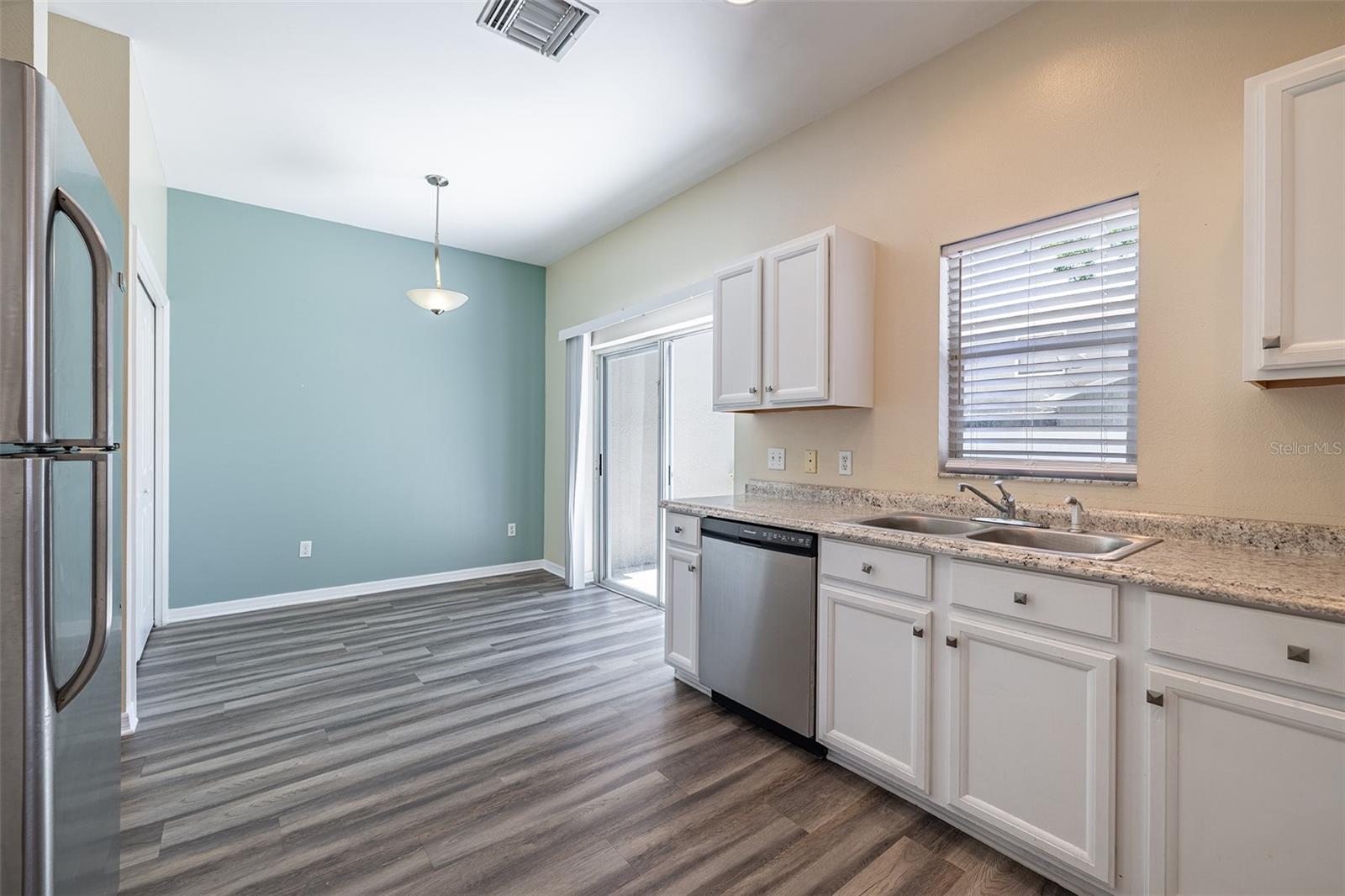 4310 FINCASTLE CT — photo 19