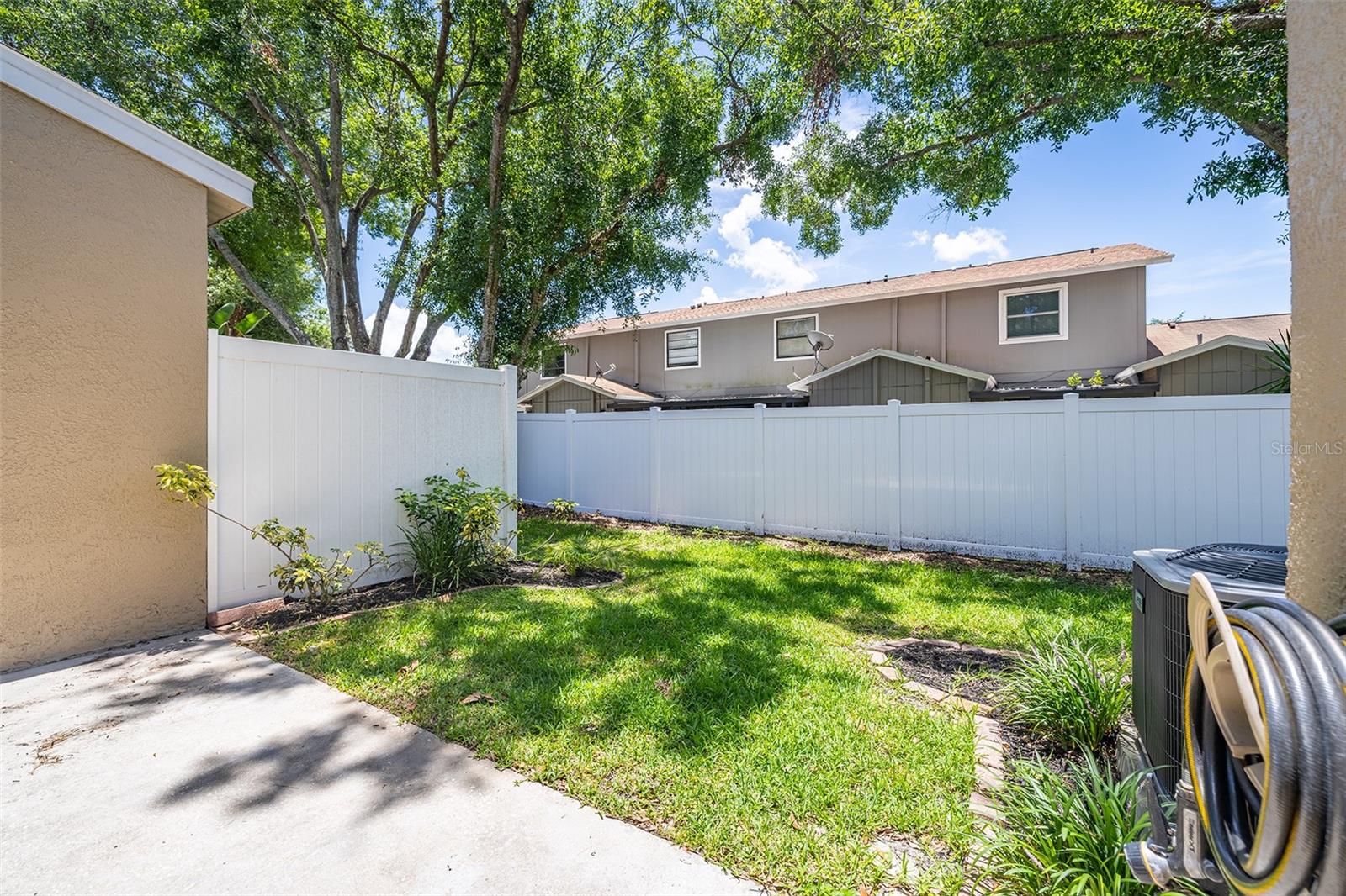 4310 FINCASTLE CT — photo 30