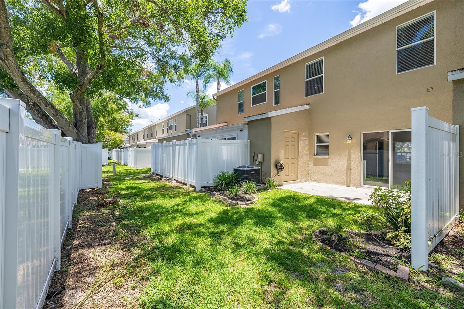 4310 FINCASTLE CT — photo 32