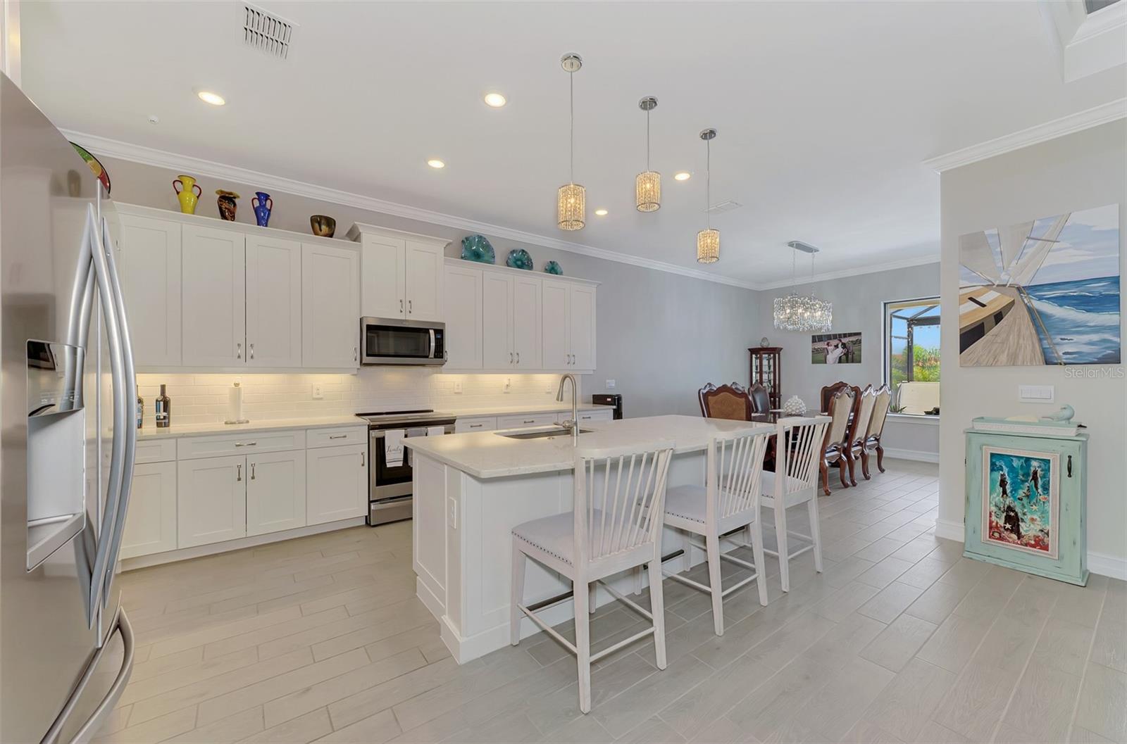 292 VILLORESI BLVD — photo 10