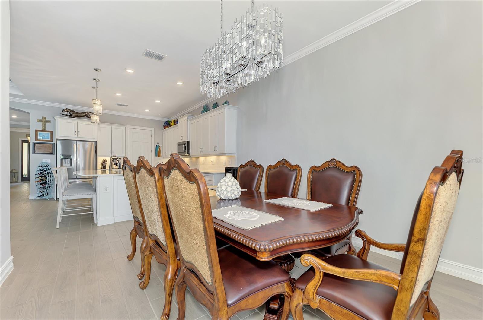 292 VILLORESI BLVD — photo 78