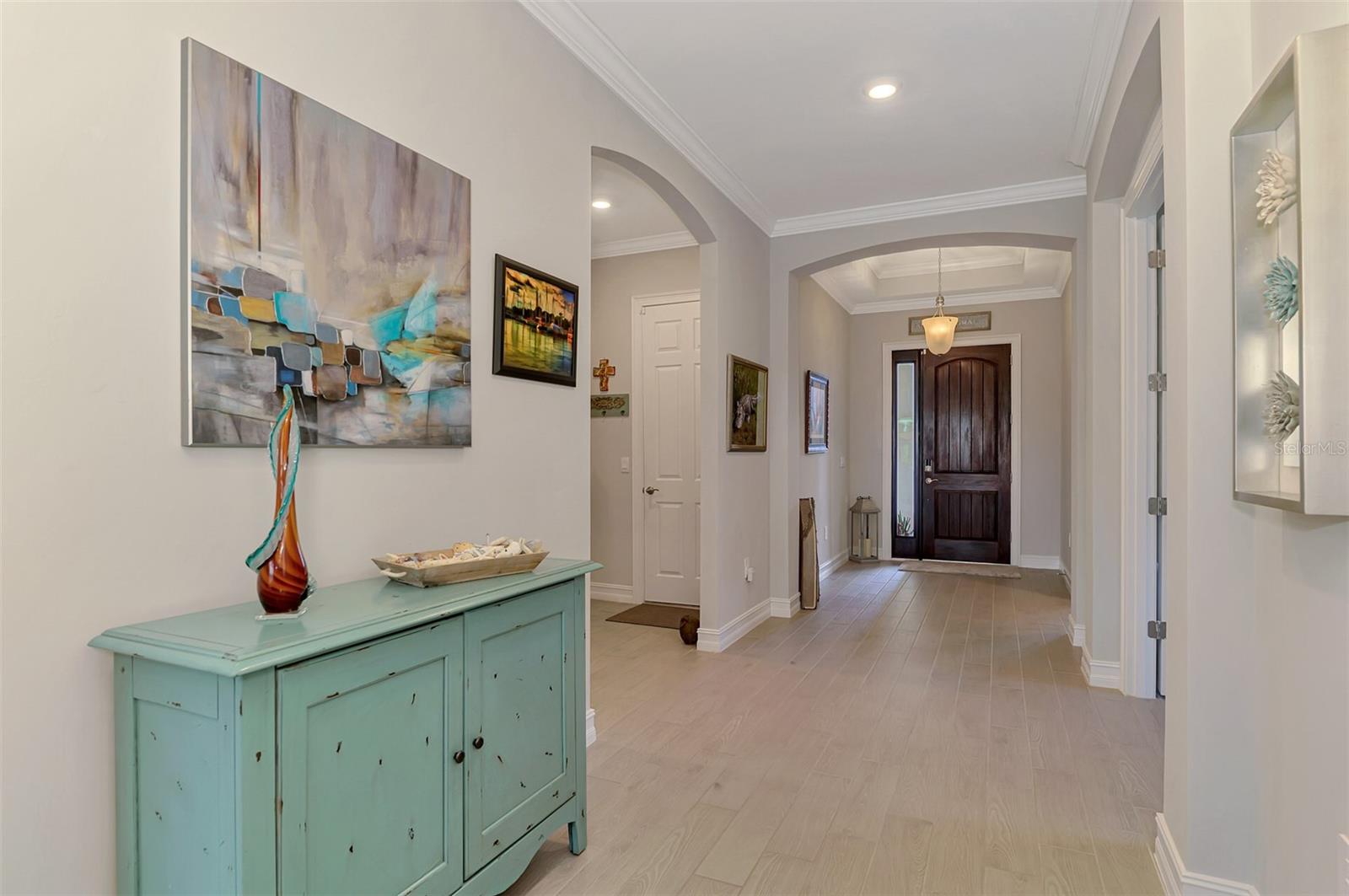 292 VILLORESI BLVD — photo 5