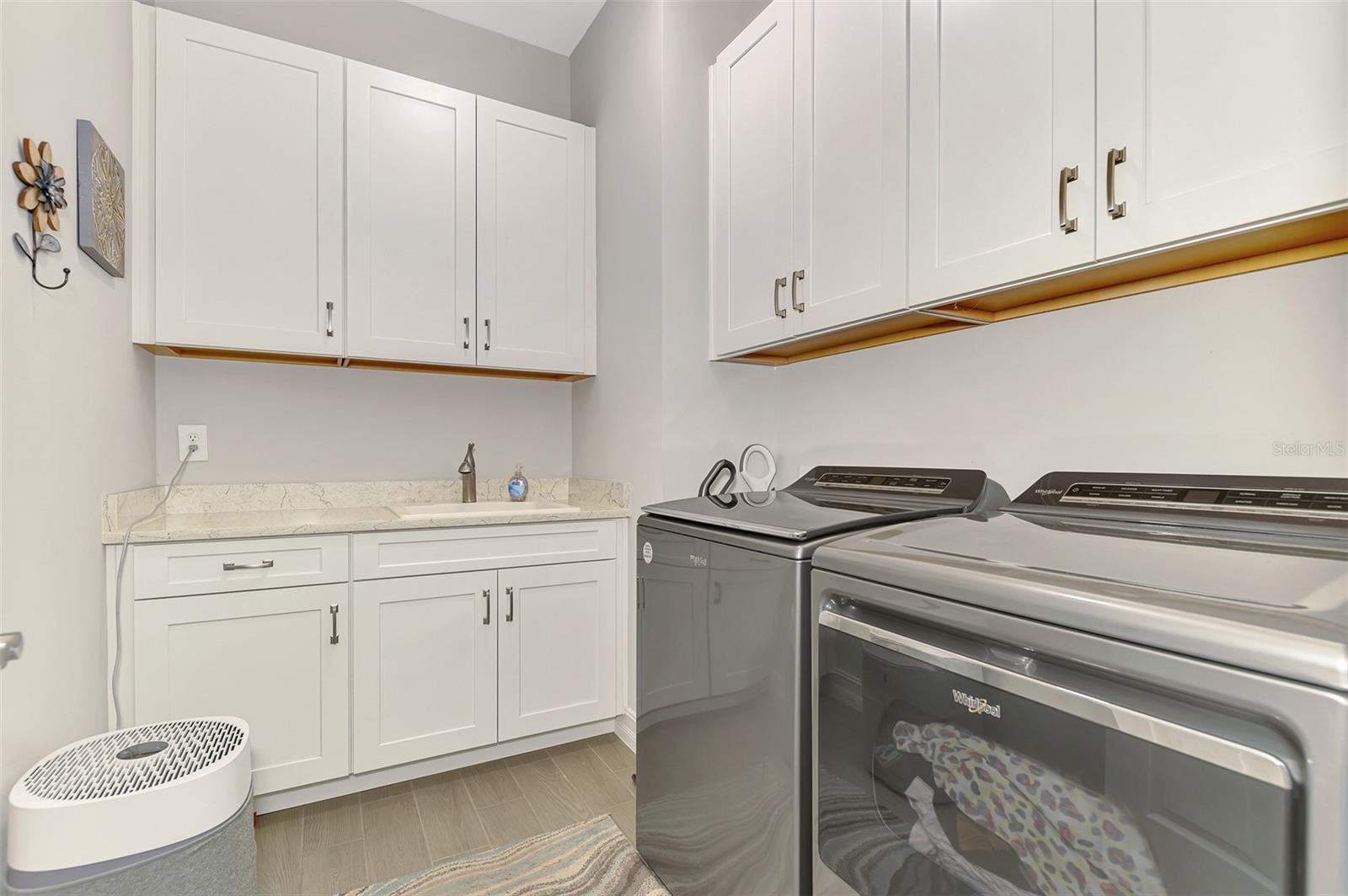 292 VILLORESI BLVD — photo 30