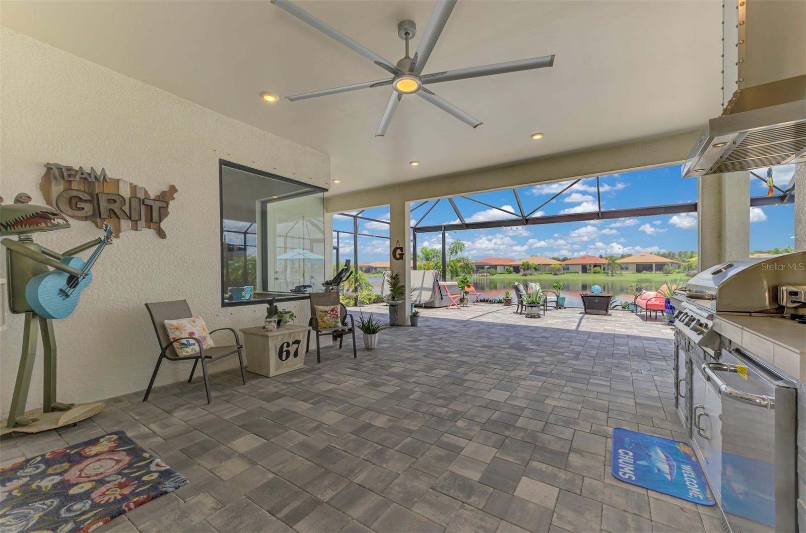 292 VILLORESI BLVD — photo 33