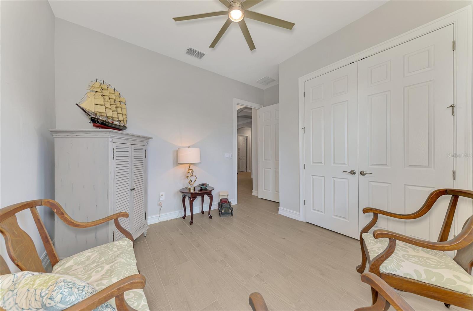 292 VILLORESI BLVD — photo 25