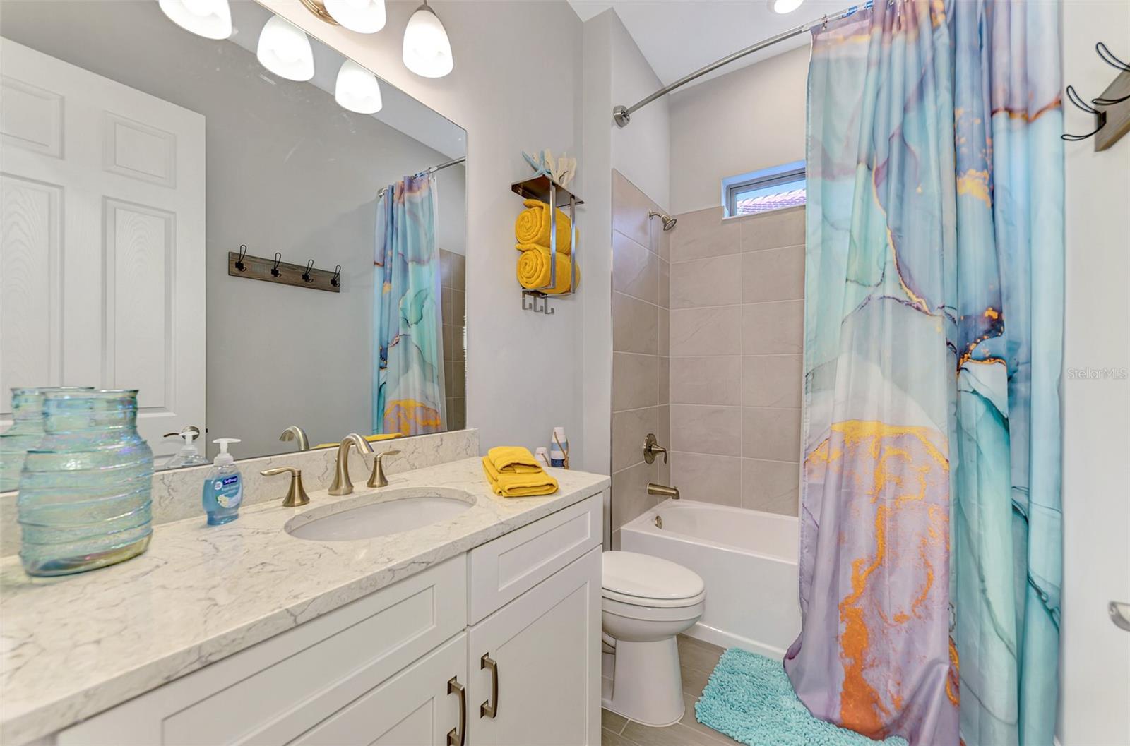 292 VILLORESI BLVD — photo 26