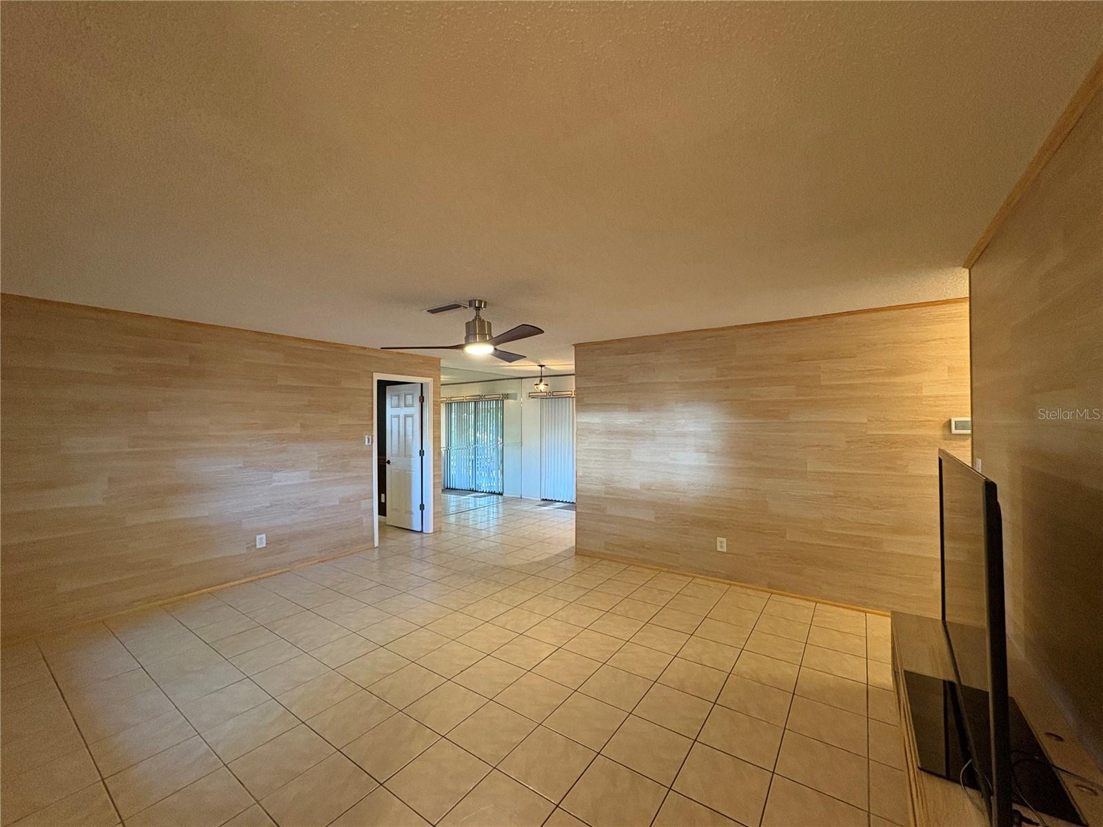 3925 ALLAN PL — photo 5