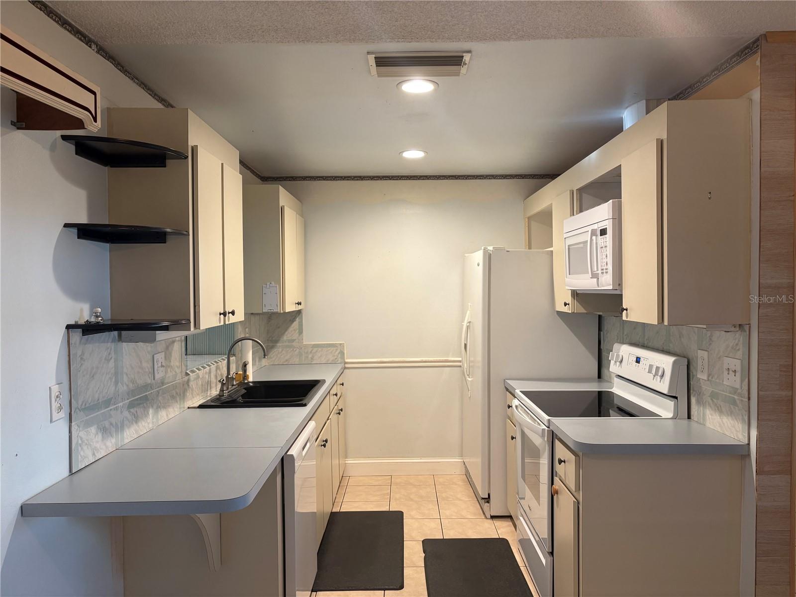 3925 ALLAN PL — photo 7