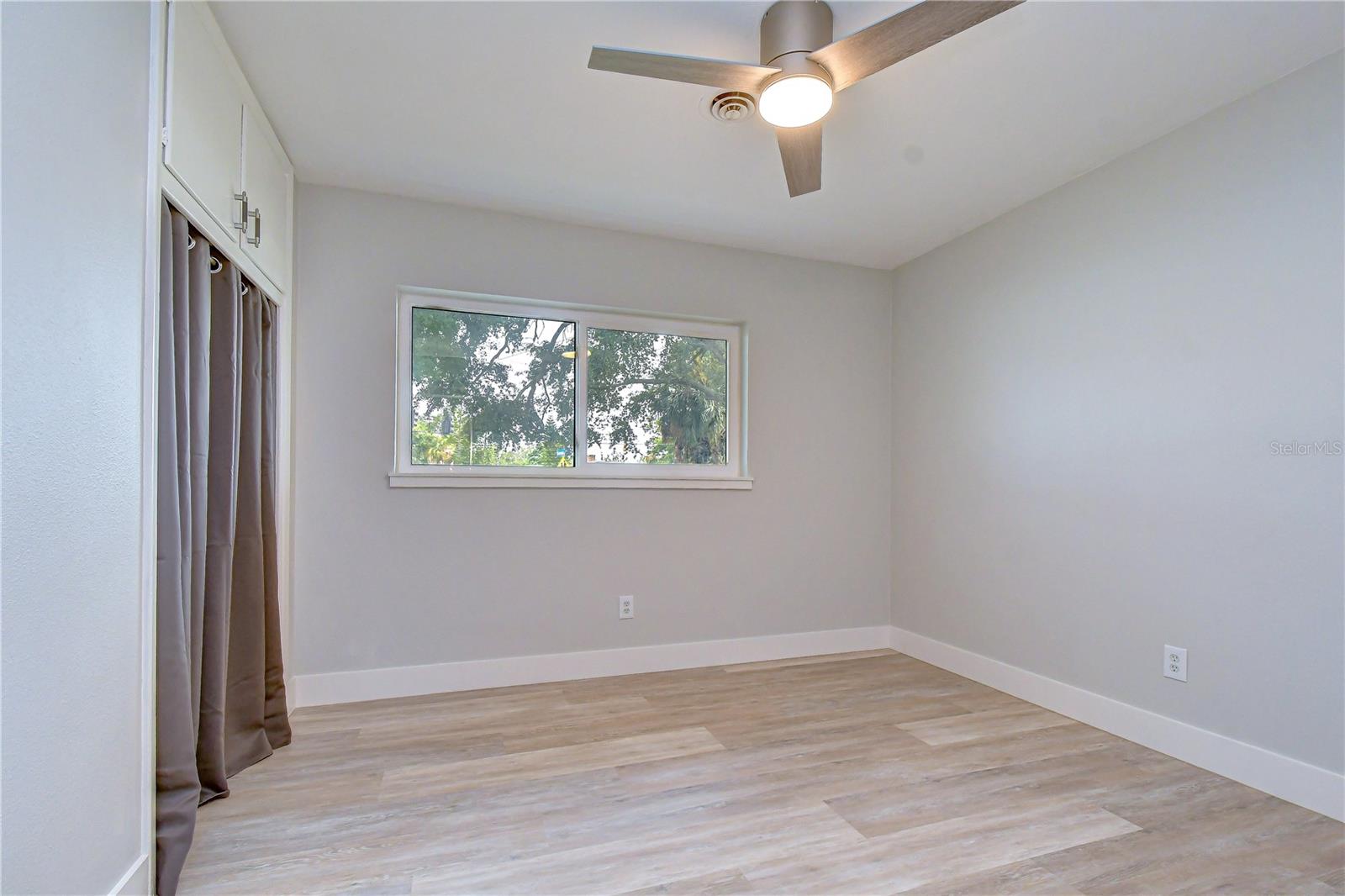 1800 DRUID RD E — photo 23