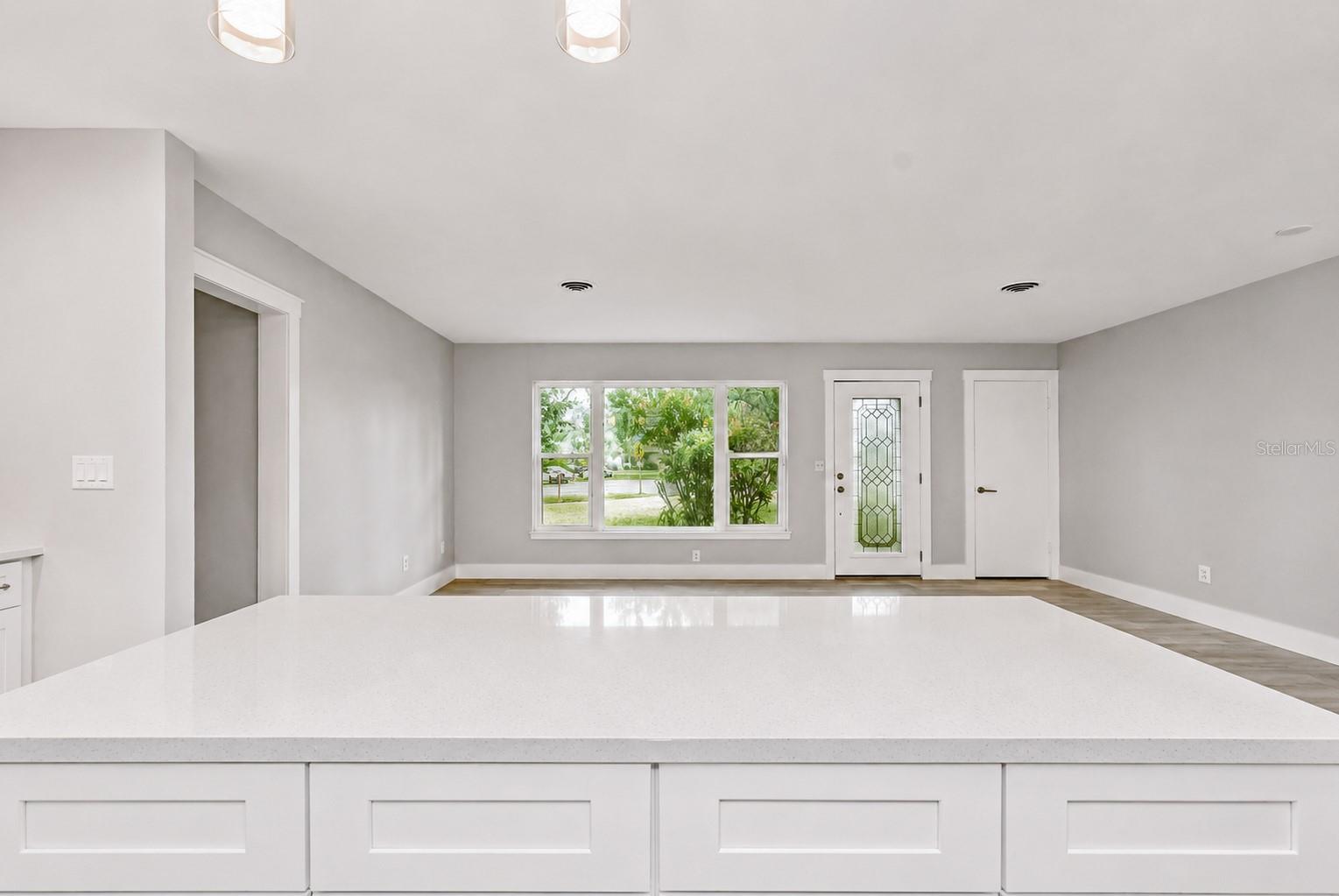 1800 DRUID RD E — photo 10