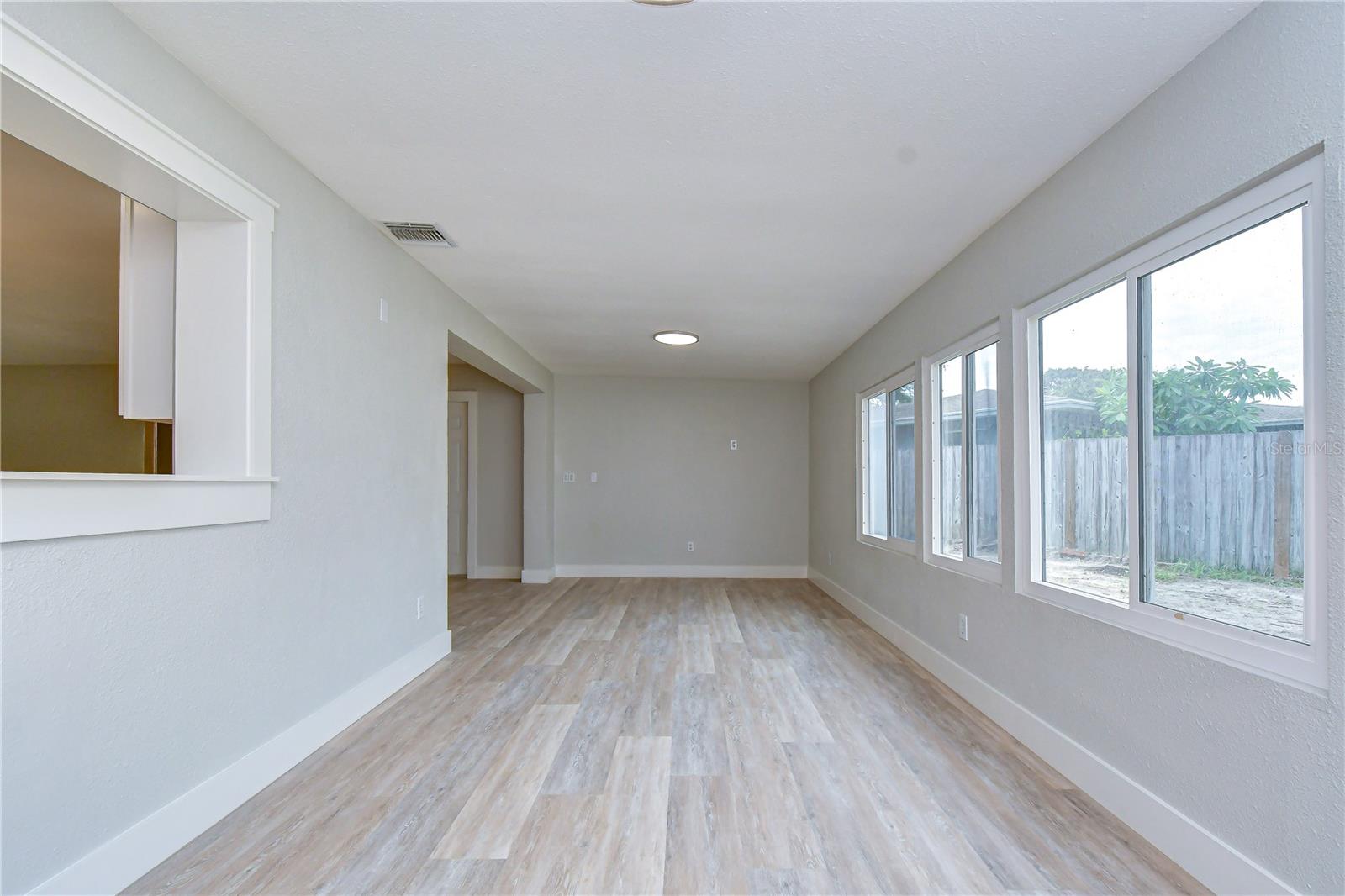1800 DRUID RD E — photo 17