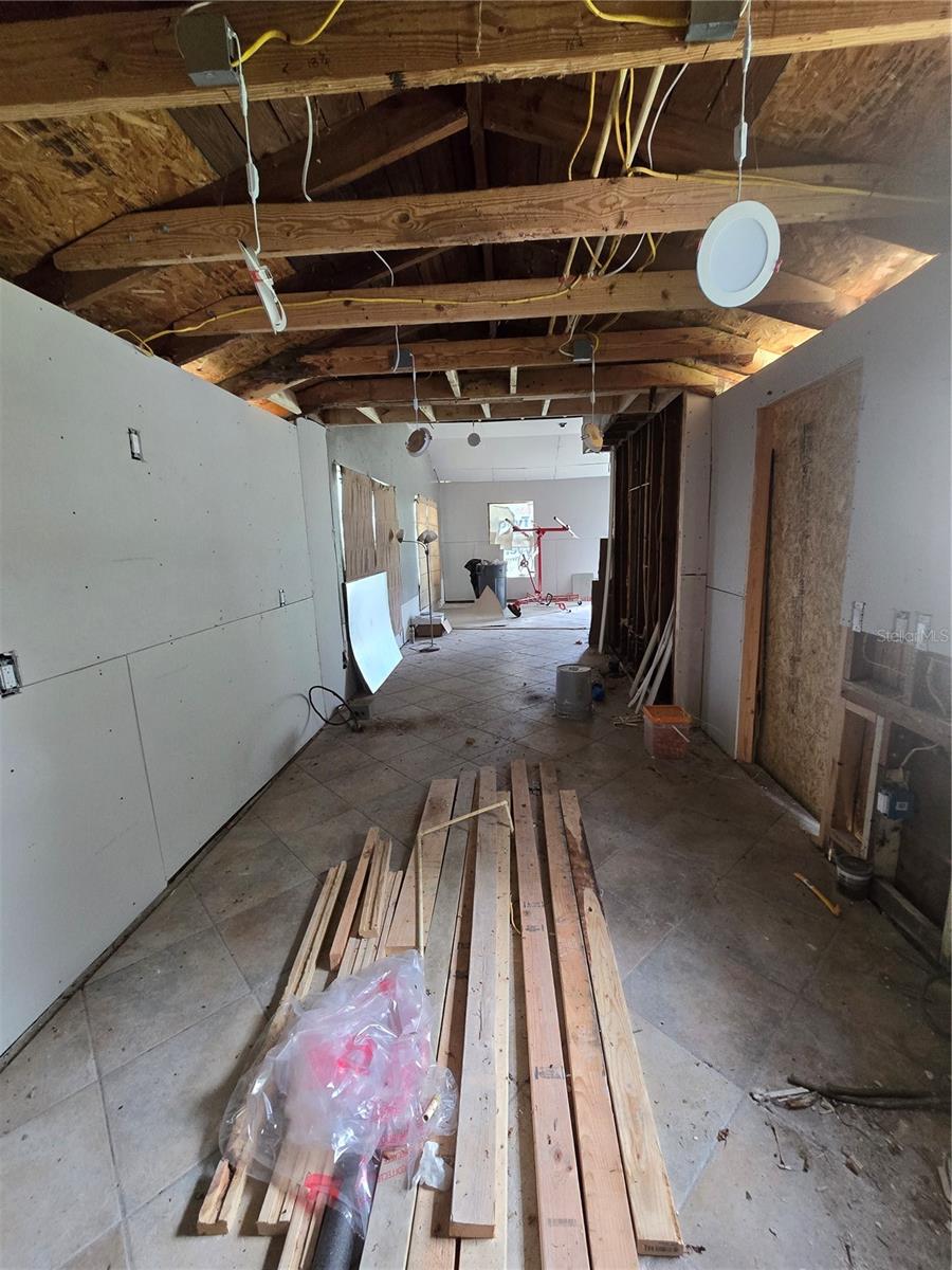 617 S GLENWOOD AVE — photo 21