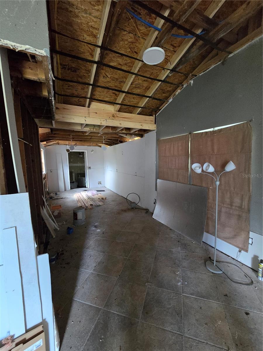 617 S GLENWOOD AVE — photo 6