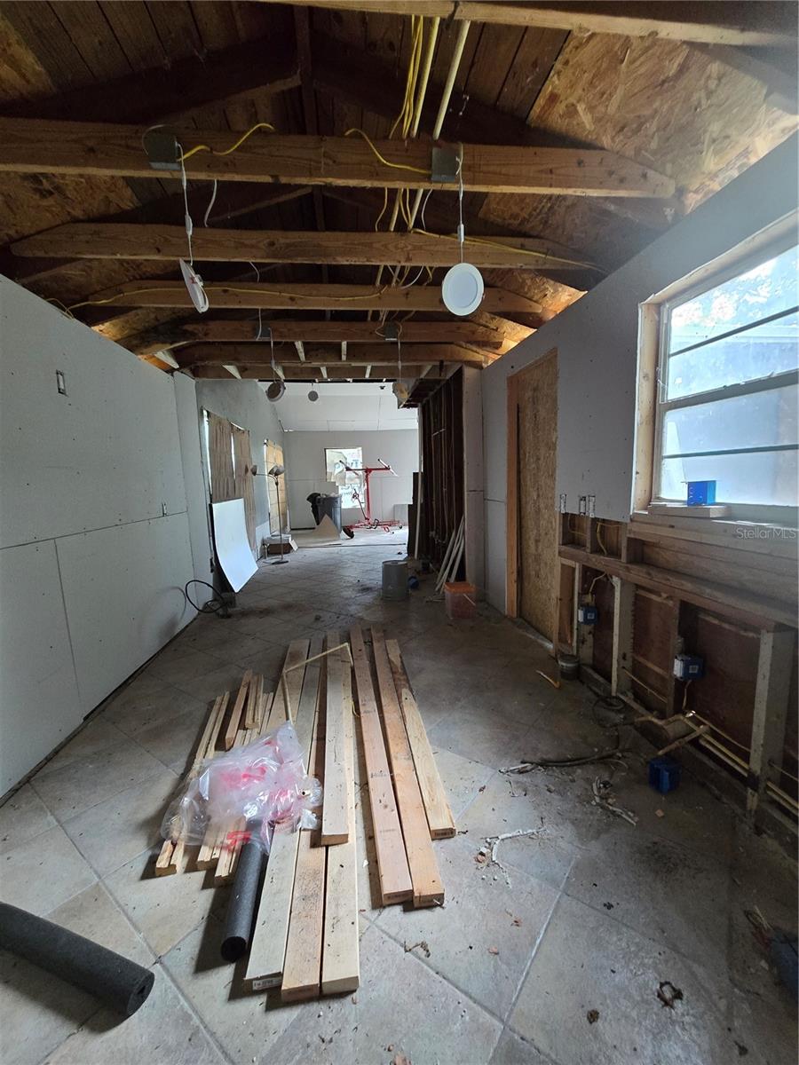 617 S GLENWOOD AVE — photo 22