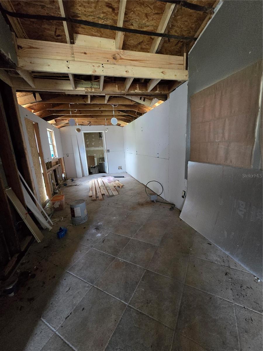617 S GLENWOOD AVE — photo 7