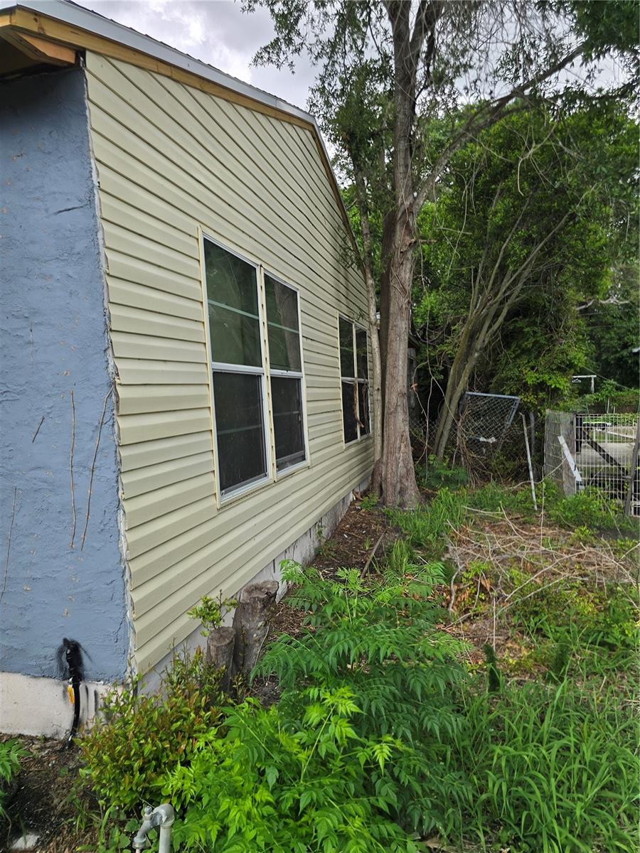 617 S GLENWOOD AVE — photo 4