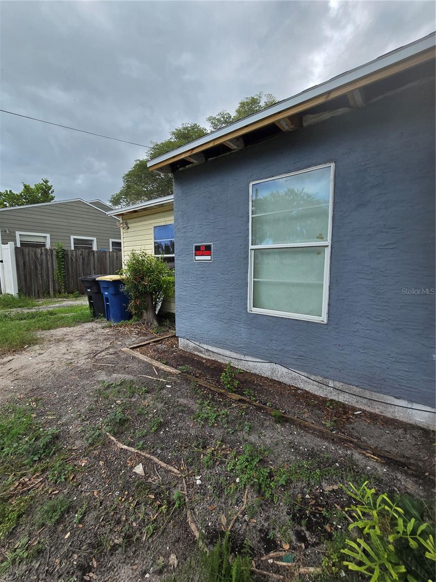 617 S GLENWOOD AVE — photo 26
