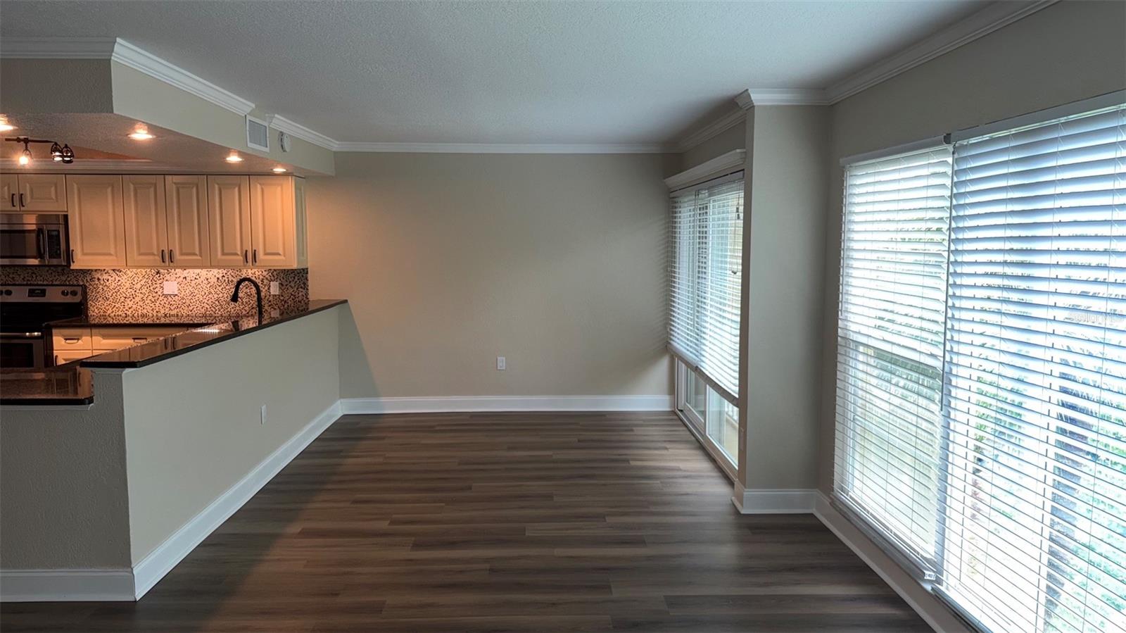 225 COUNTRY CLUB DR #E346 — photo 5