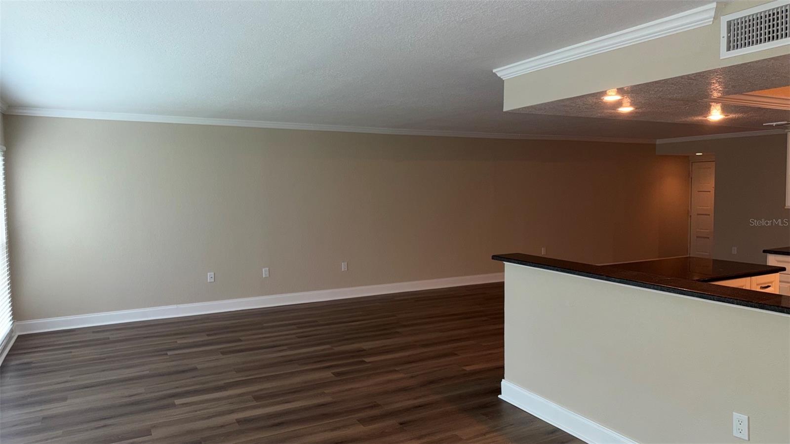 225 COUNTRY CLUB DR #E346 — photo 9