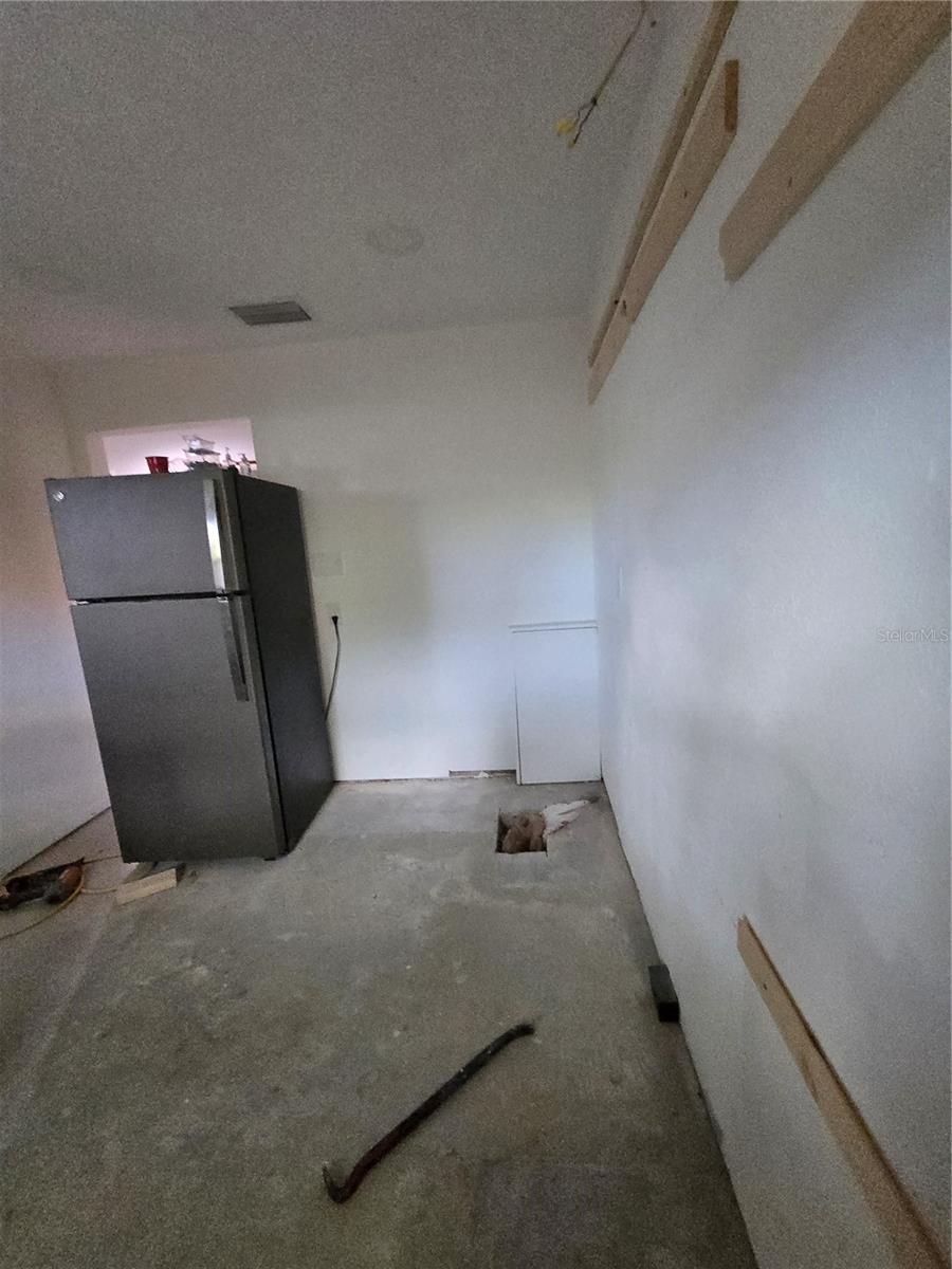 908 GRAND CENTRAL ST — photo 14